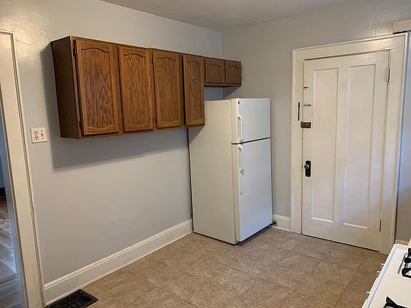 3rd image of 4155 Saint Williams Ave #1
