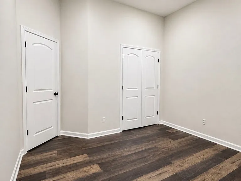 705 Evanwood Dr — Photo 46
