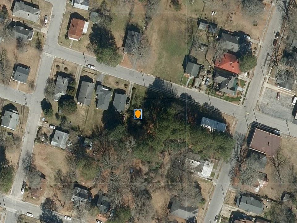 2nd image of 315 Henry St