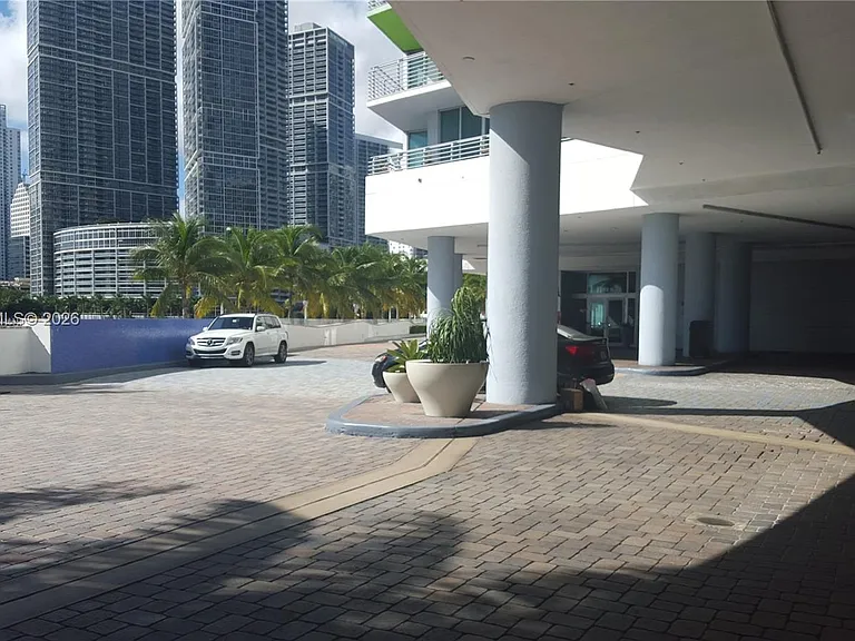 335 Biscayne Blvd #2106 — Photo 29