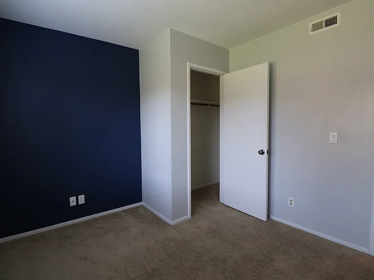 527 E Rice Ranch Rd — Photo 6
