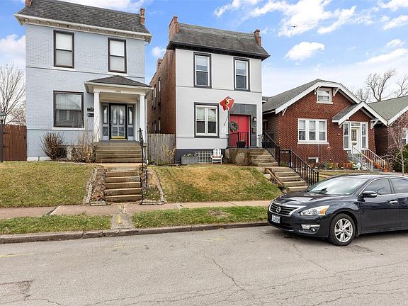 3rd image of 5328 Devonshire Ave