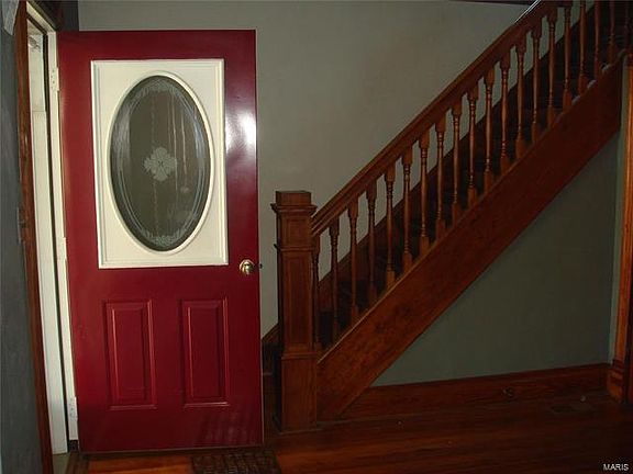 4th image of 1011 N Washington Ave