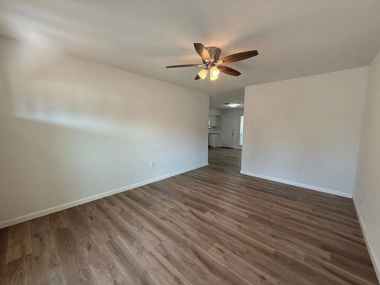 Fully Renovated 3-Bedroom Home in Prime Richardson Location! — Photo 4