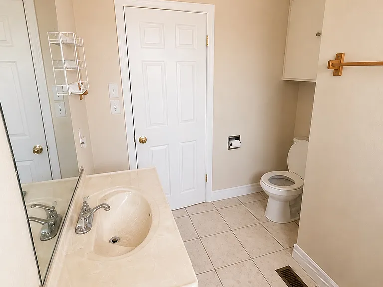 2850 Myers St — Photo 13