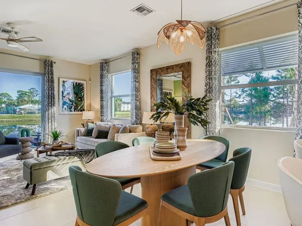 202 Lakeside Landing Dr, Deerfield Beach, FL 33441