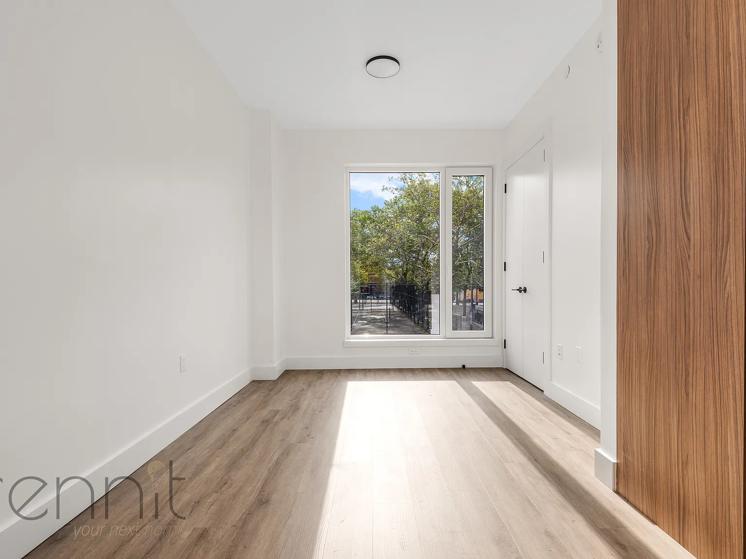 35 Kingston Avenue — Photo 2