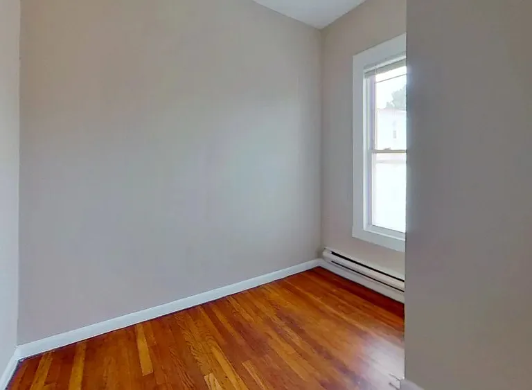 121 George St #2R — Photo 5