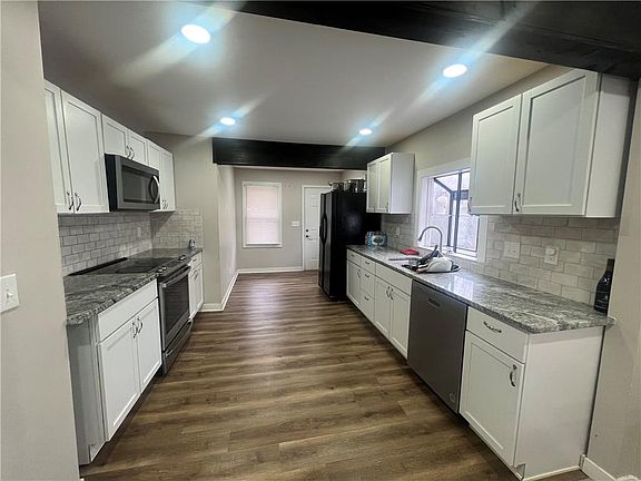 3rd image of 3081 N 21st St