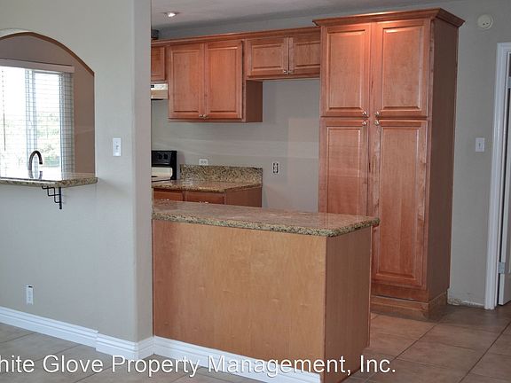 3rd image of 400 N Acacia Ave Unit B32