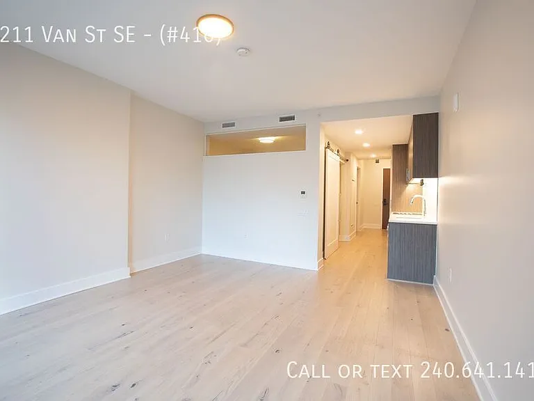 1211 Van St SE #410 — Photo 23