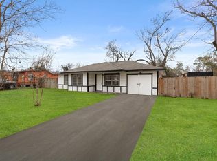 7938 Snowden St, Houston, TX 77028