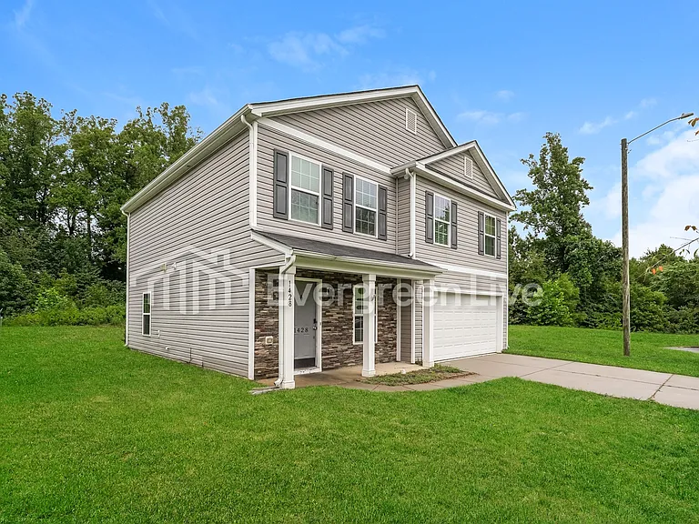 1428 Aurora Glen Dr — Photo 2