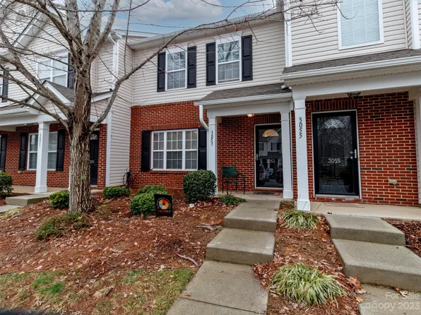 3053 Summerfield Ridge Ln, Matthews, NC 28105