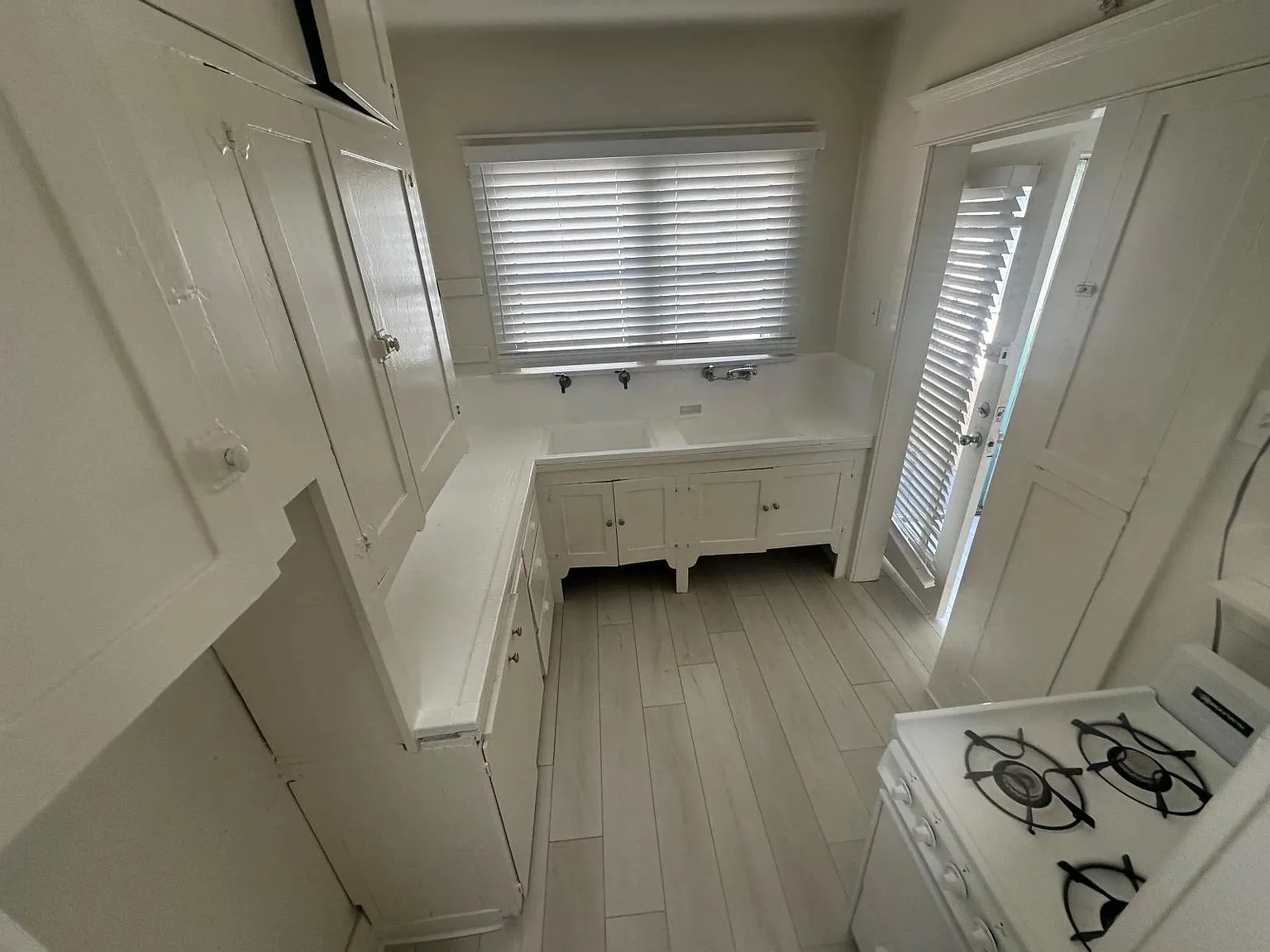 1 bed, 1.0 bath, 580 sqft, $1,750 — Photo 4
