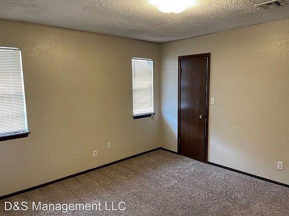 5th image of 9520 S Shartel Ave #9919194