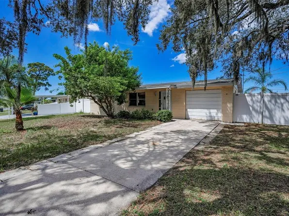 4223 Kibler Ln, Holiday, FL 34691