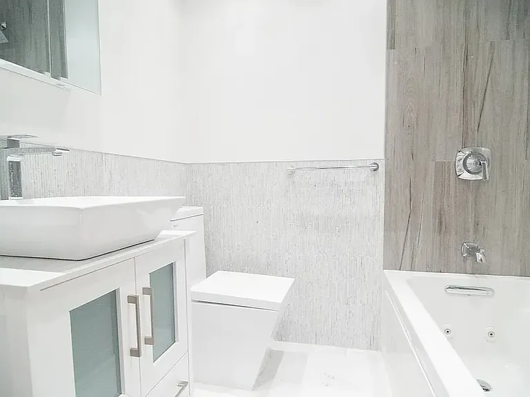 145 W 58th St #11M — Photo 14