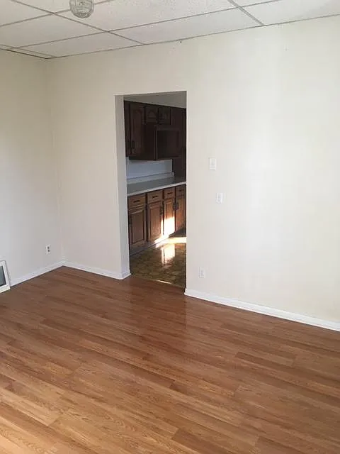815 Drey St photo 1