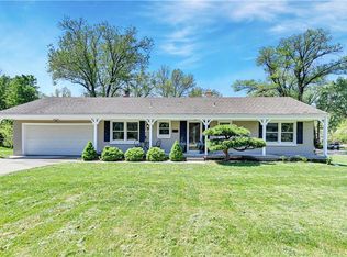 8400 State Line Rd, Leawood, KS 66206