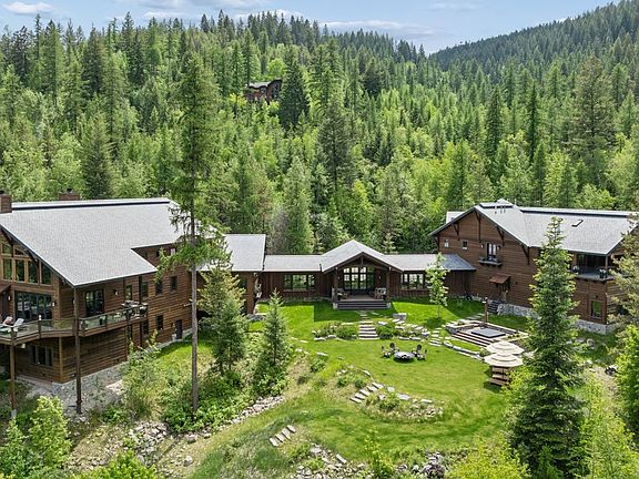 2nd image of 1725 Lion Mountain Dr