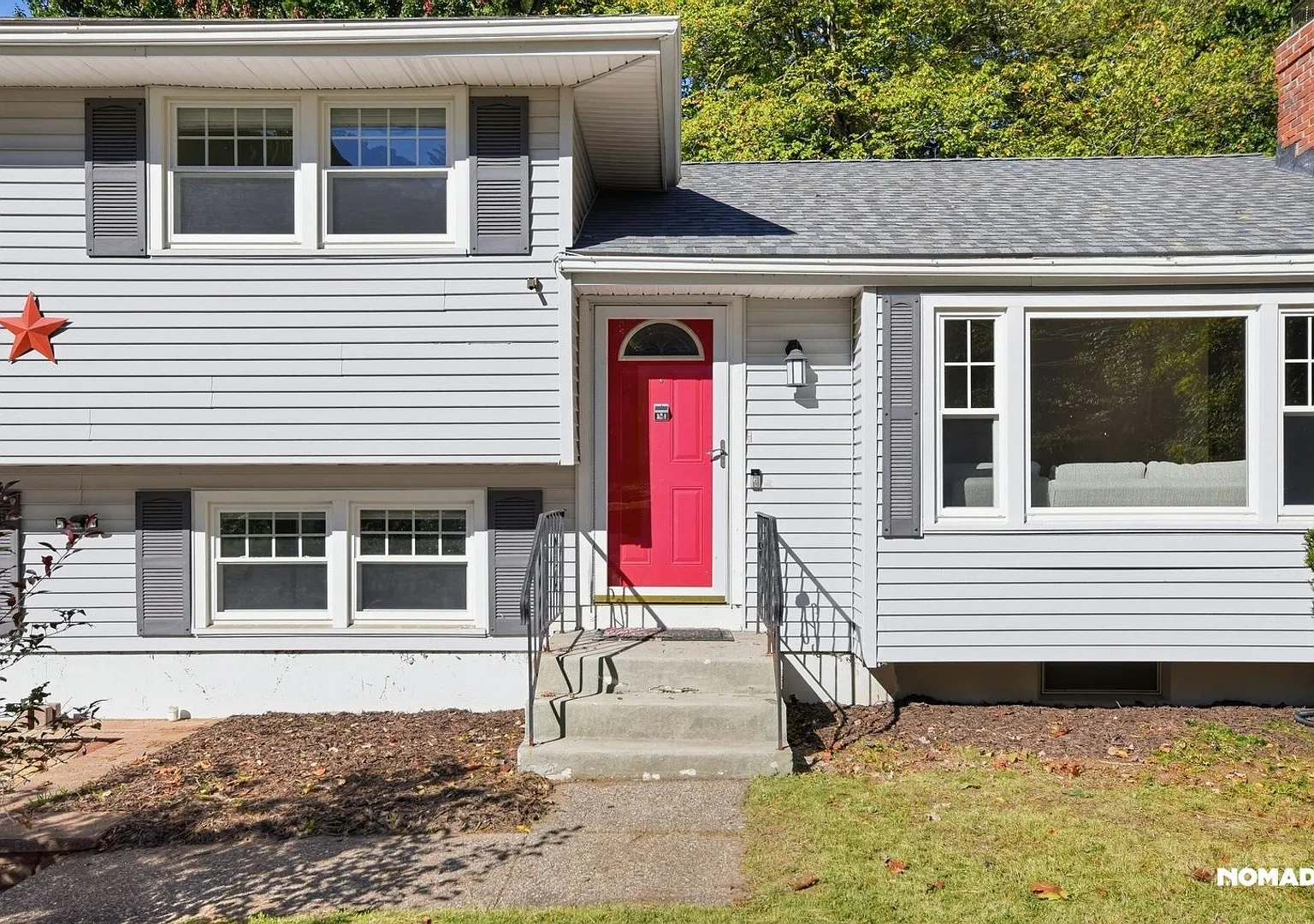 Charming 3BR House in South Windsor — Photo 1