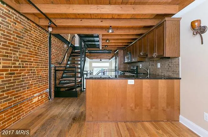 623 Wyeth St — Photo 2