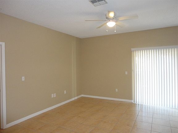 3rd image of 15812 Green Cove Blvd