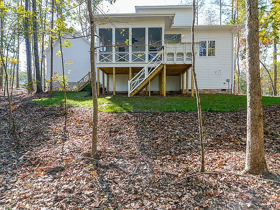 4th image of 34 Wilmington Island Dr