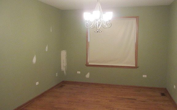 4th image of 902 N Ardmore Ave