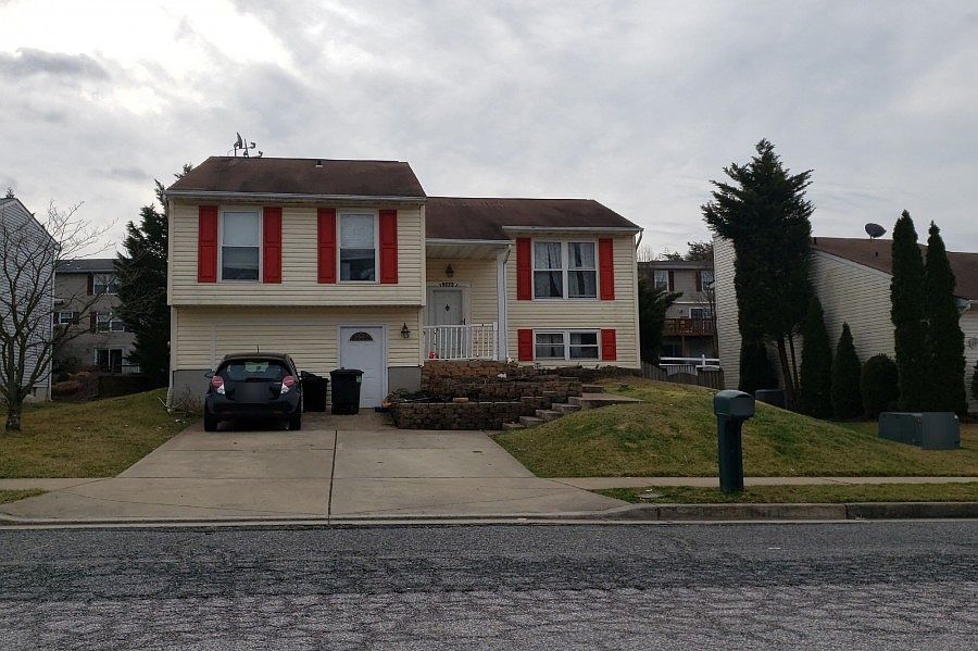 1st image of 9023 Perryvale Rd