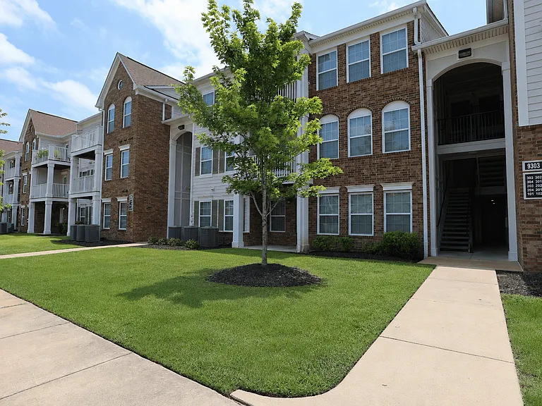 Irene Woods Apartments — Photo 5