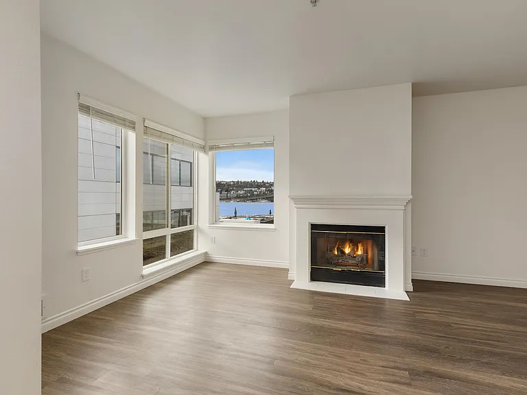 Remi Apartments — Photo 60