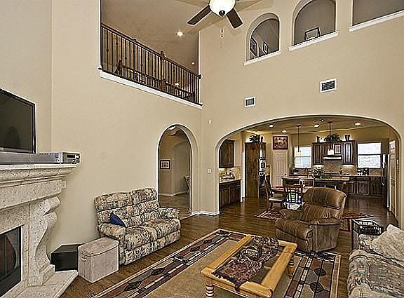 5th image of 10543 Wilton Dr