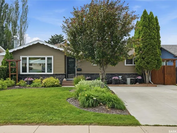 88 SPARLING CRESCENT, Saskatoon, SK S7H 3H2