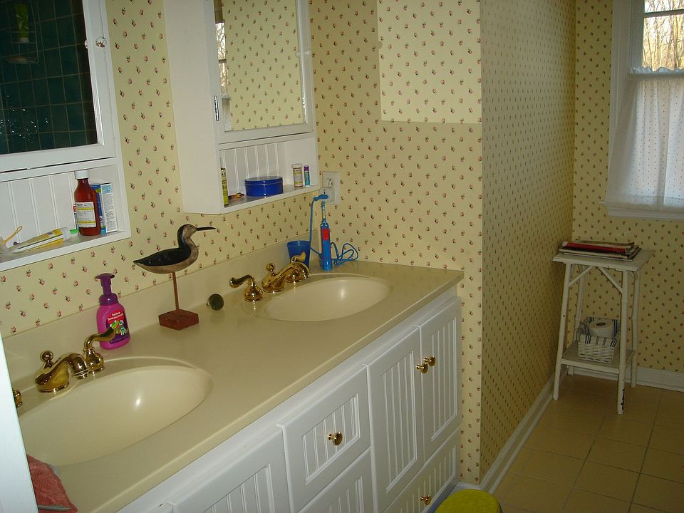 Hall Bath