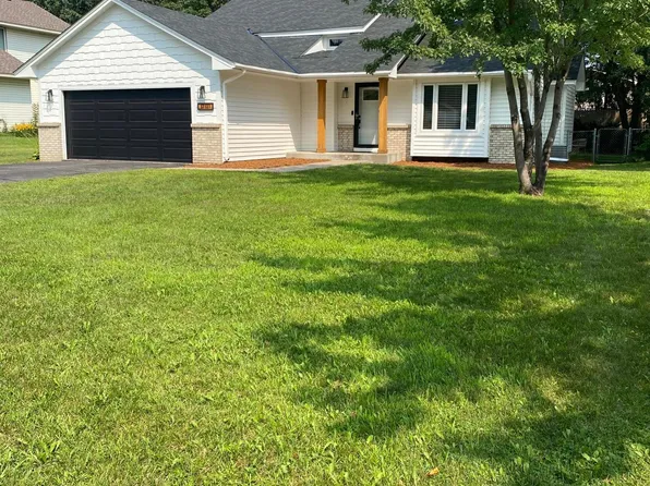 12389 Larch St NW, Coon Rapids, MN 55448