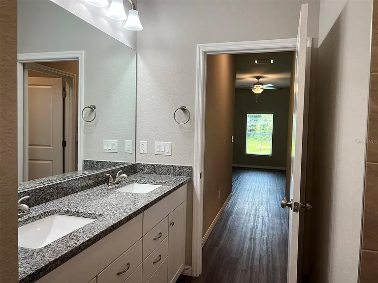 3685 Trenton Ln — Photo 10