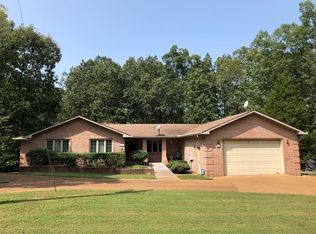 1453 New Hope Rd, Big Sandy, TN 38221