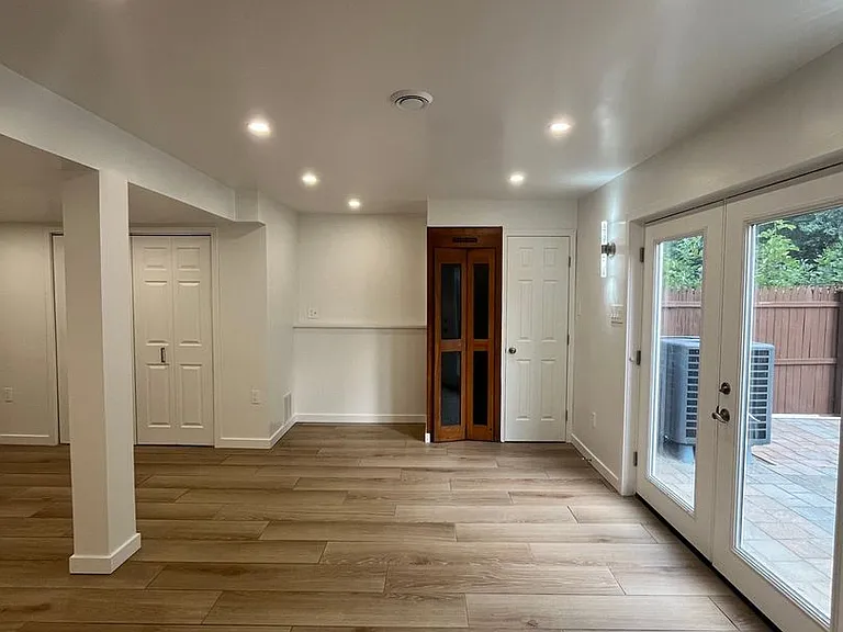 2 Alice Ct — Photo 17