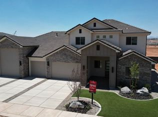 2832 Woodrow Ln, Washington, UT 84780