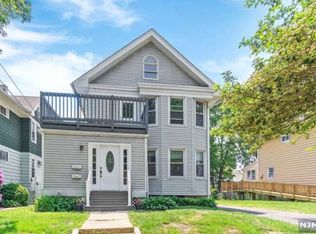 160 Elmwood Ave, Bogota, NJ 07603