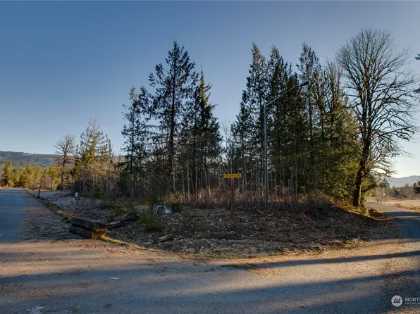 8583 Trillium Lane, Concrete, WA 98237