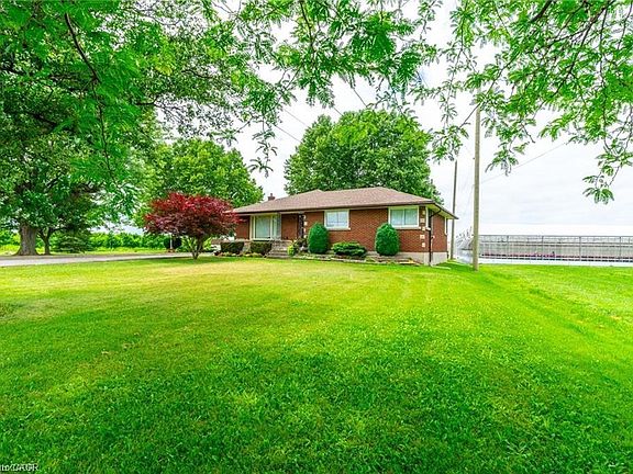 2nd image of 220 Read Rd