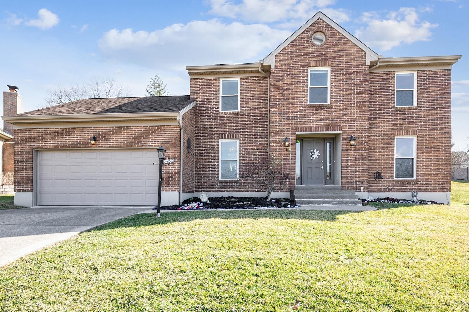 5452 Cecilia Ct, Cincinnati, OH 45247 | Zillow