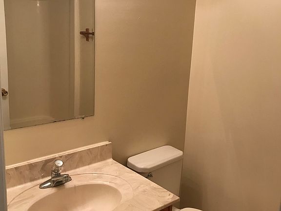 3rd image of 2032 Mercury Blvd APT B-12