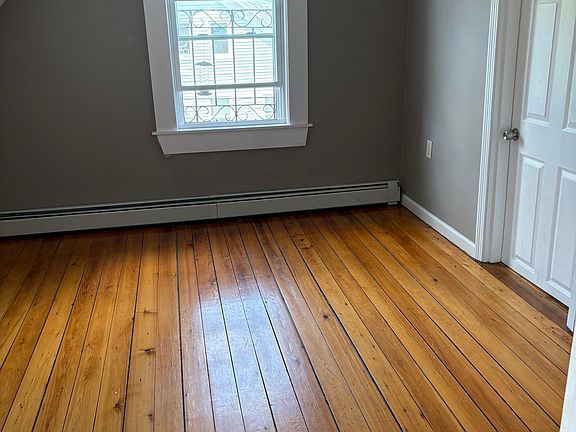 2nd image of 506 Washington St Floor 3