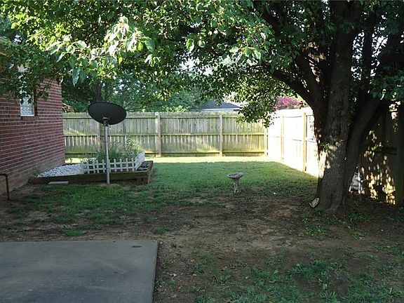 4th image of 2106 SE South St