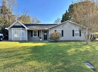 211 Dahlia Dr, Taylor, AL 36301