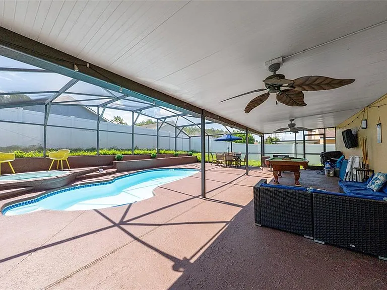 316 Westscott Dr — Photo 21